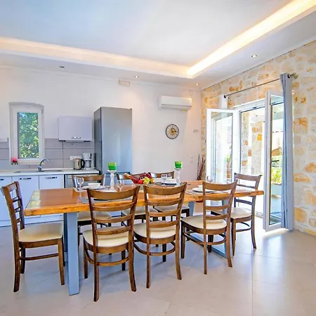 Danai By * Karyotikon