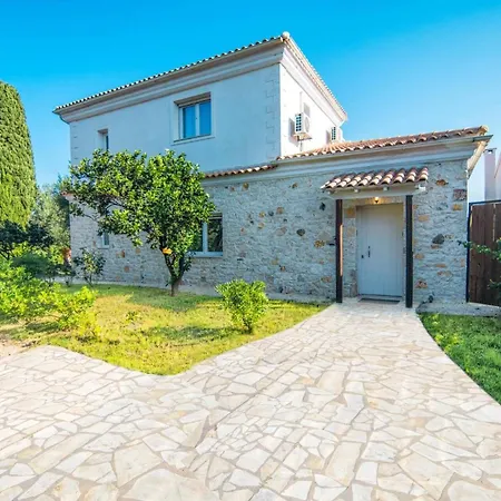 Villa Danai By *