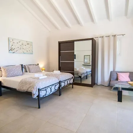 Danai By Καρυώτικο