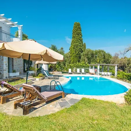 Danai By * Καρυώτικο